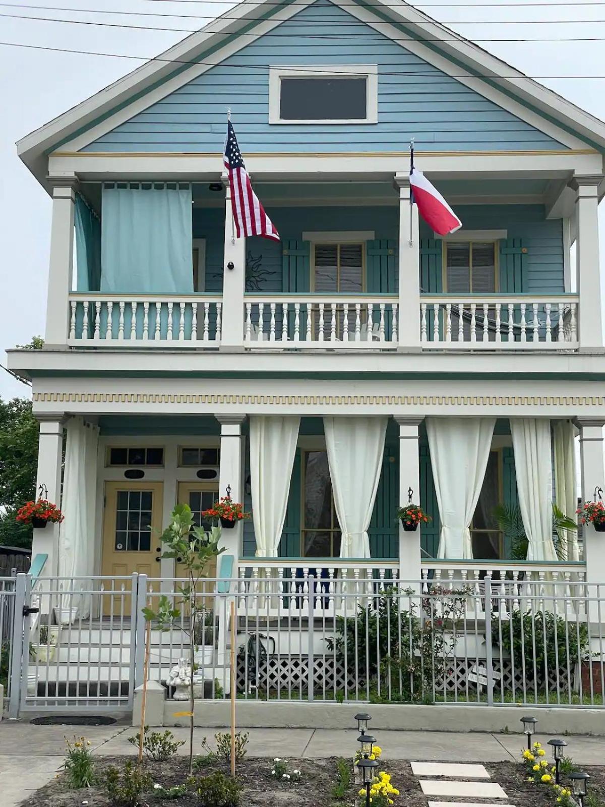 French Cowboy Apartment Galveston Exterior photo